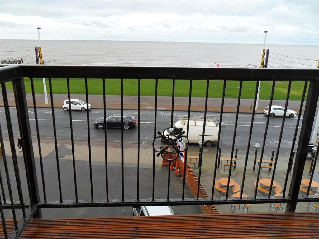 Anzy Panzy Hotel And Apartments — Photos 1